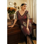 Women's flirty dark red clothing